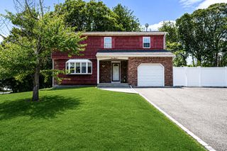 300 Browns Road, Nesconset, NY 11767
