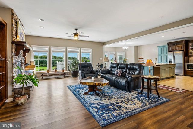 10241 WOODSBORO PIKE, Walkersville, MD 21793