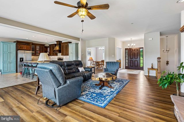 10241 WOODSBORO PIKE, Walkersville, MD 21793