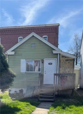 1807 4th Ave, Arnold, PA 15068