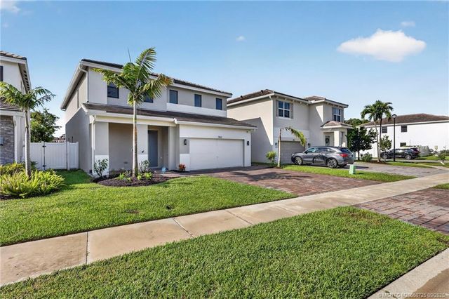 7102 Rockwood Road, Jupiter, FL 33458