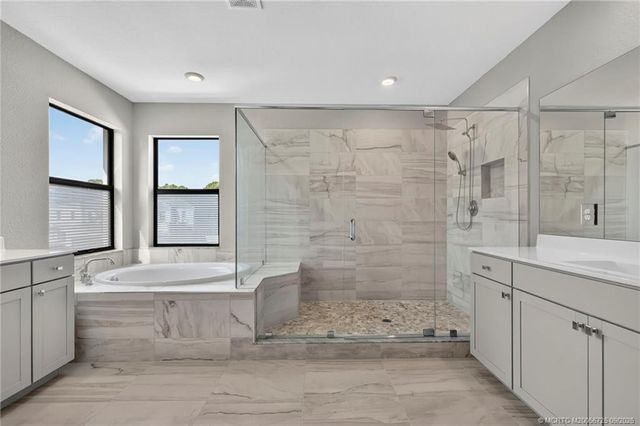 7102 Rockwood Road, Jupiter, FL 33458