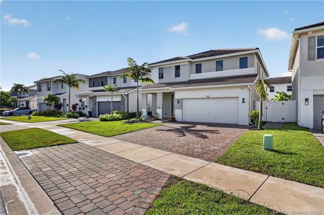 7102 Rockwood Road, Jupiter, FL 33458