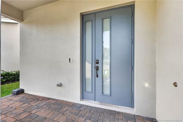 7102 Rockwood Road, Jupiter, FL 33458