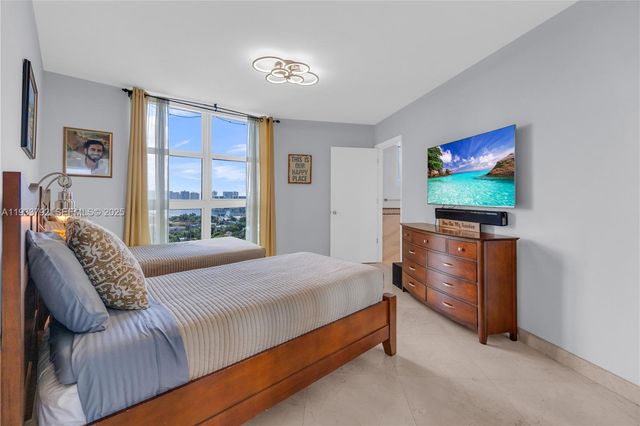 19111 Collins Ave 1607, Sunny Isles Beach, FL 33160