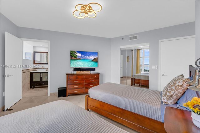 19111 Collins Ave 1607, Sunny Isles Beach, FL 33160