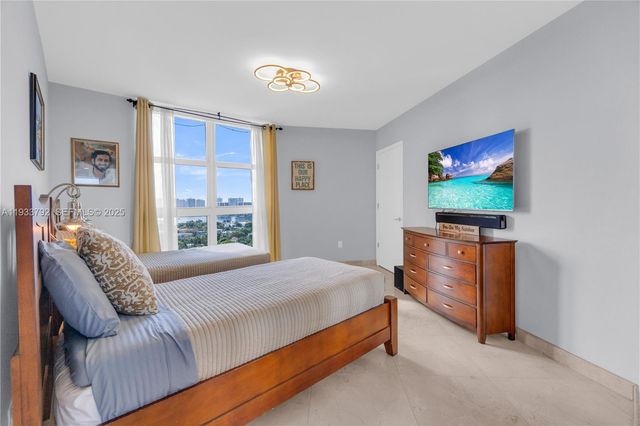 19111 Collins Ave 1607, Sunny Isles Beach, FL 33160