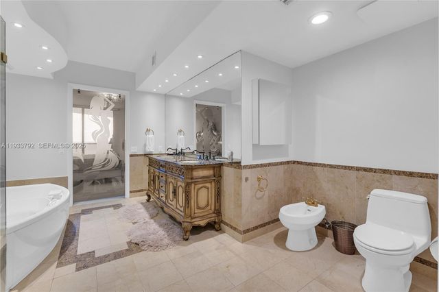 19111 Collins Ave 1607, Sunny Isles Beach, FL 33160