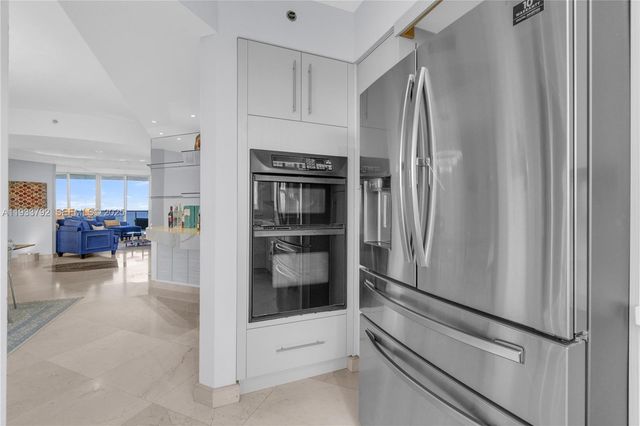 19111 Collins Ave 1607, Sunny Isles Beach, FL 33160