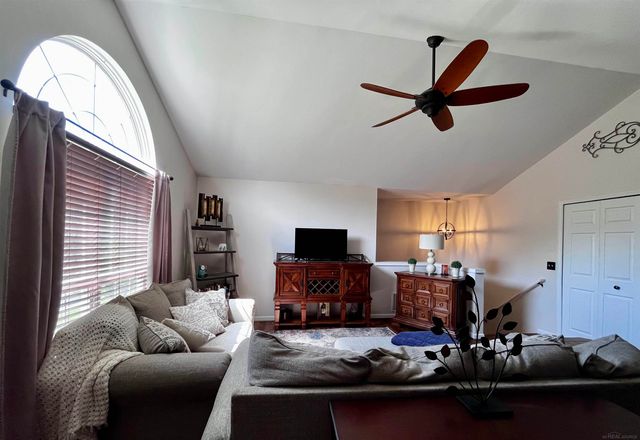 51582 Stern Lane, Chesterfield Twp, MI 48051