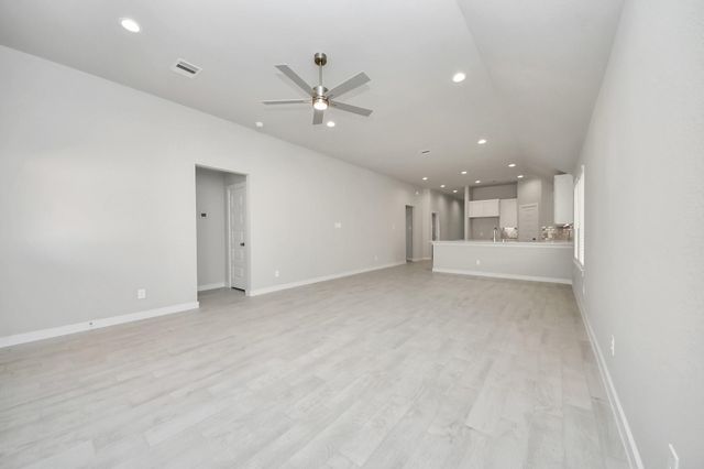 11107 Rose River Drive, Houston, TX 77044