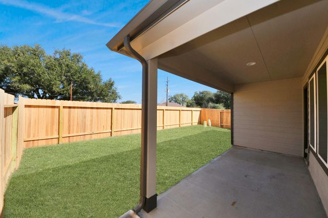 11107 Rose River Drive, Houston, TX 77044