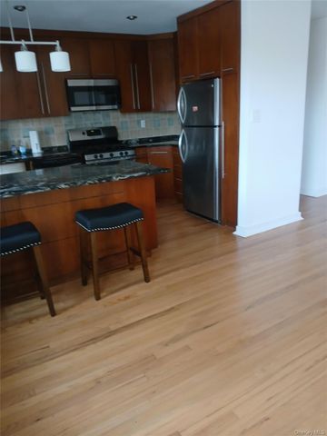105-33 66 Avenue 6G, Forest Hills, NY 11375