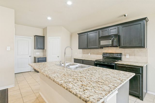 8817 Poynter Street, Fort Worth, TX 76123