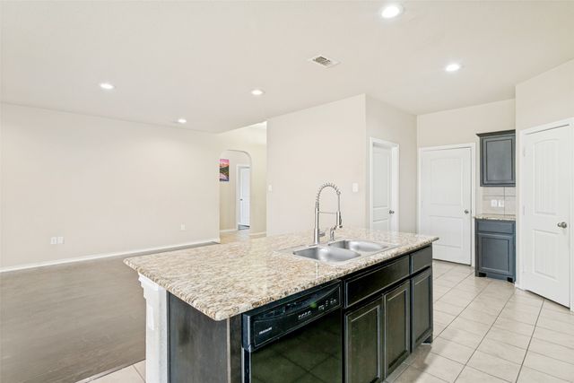 8817 Poynter Street, Fort Worth, TX 76123