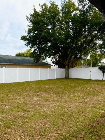 1601 SILHOUETTE DRIVE, Clermont, FL 34711