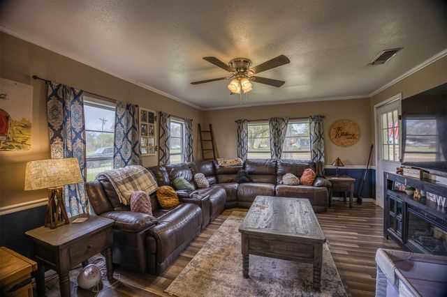 266 Fm 2967, Crockett, TX 75835