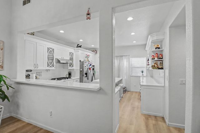 10056 Wexted Way, Elk Grove, CA 95757