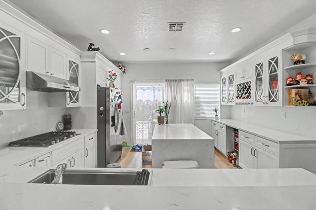 10056 Wexted Way, Elk Grove, CA 95757