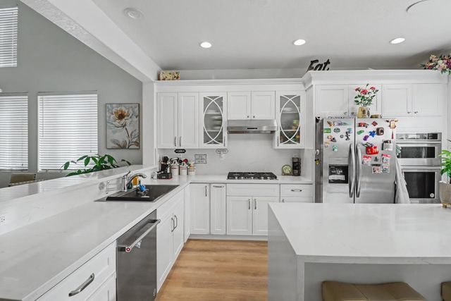 10056 Wexted Way, Elk Grove, CA 95757