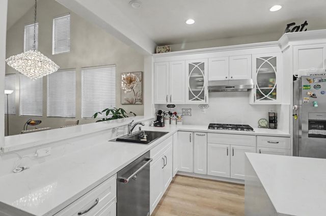 10056 Wexted Way, Elk Grove, CA 95757