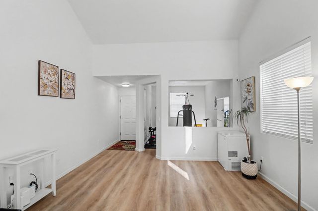 10056 Wexted Way, Elk Grove, CA 95757