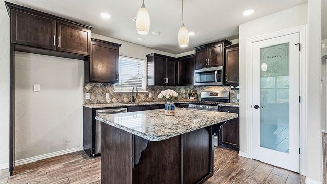 202 Adams Street, Pea Ridge, AR 72751