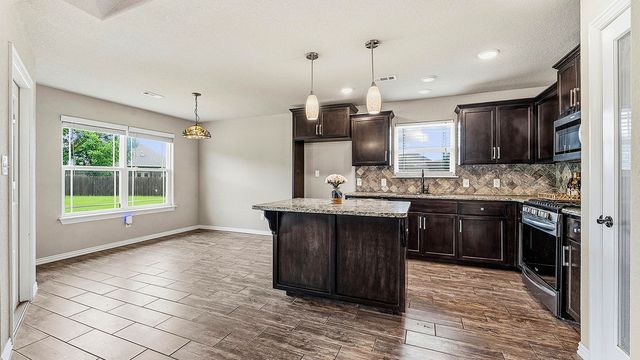 202 Adams Street, Pea Ridge, AR 72751