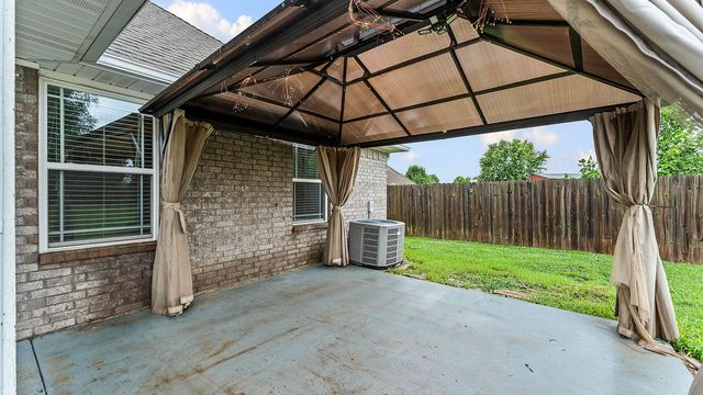 202 Adams Street, Pea Ridge, AR 72751
