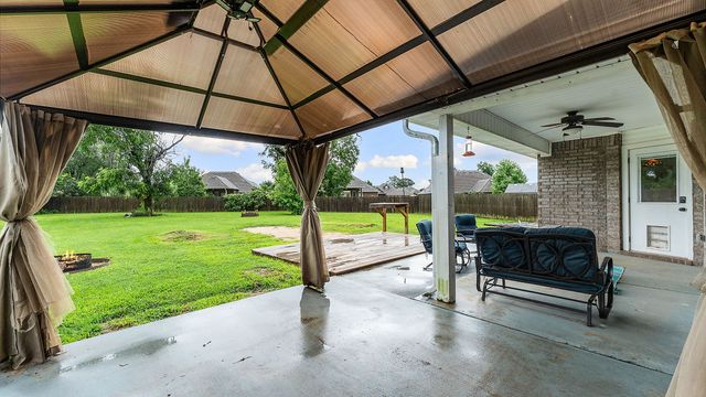 202 Adams Street, Pea Ridge, AR 72751