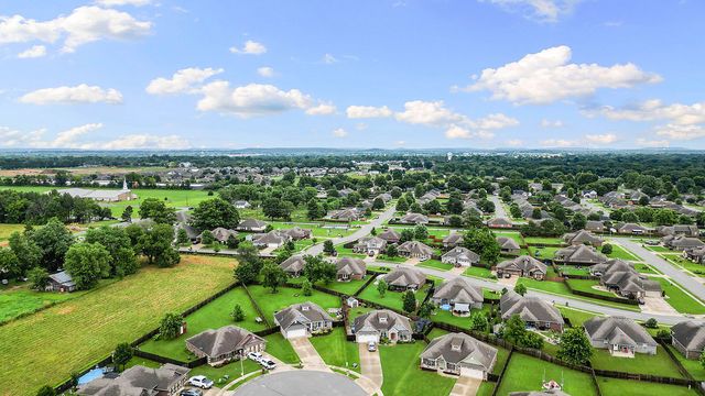 202 Adams Street, Pea Ridge, AR 72751