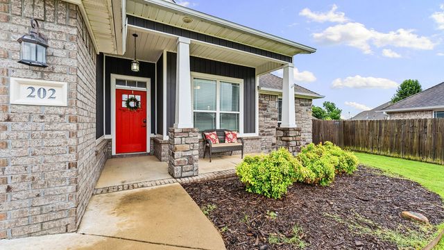 202 Adams Street, Pea Ridge, AR 72751