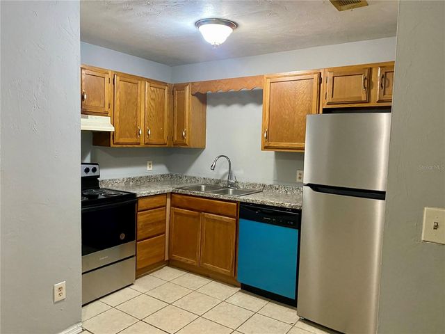 2321 SW 31ST PLACE, Gainesville, FL 32608