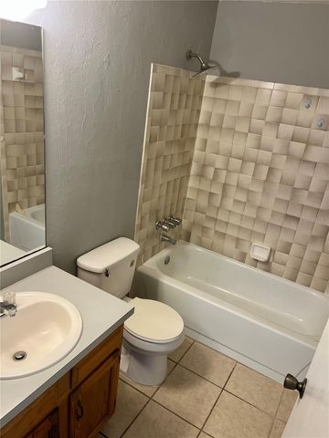 2321 SW 31ST PLACE, Gainesville, FL 32608
