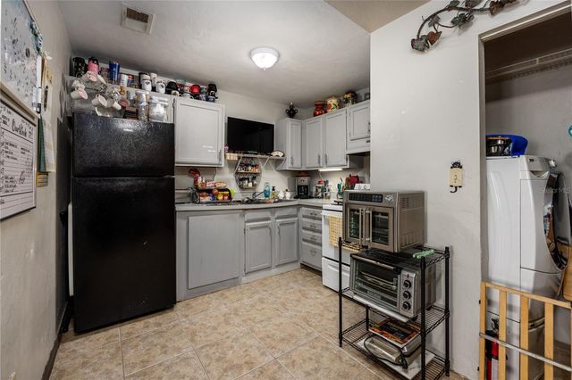 2321 SW 31ST PLACE, Gainesville, FL 32608