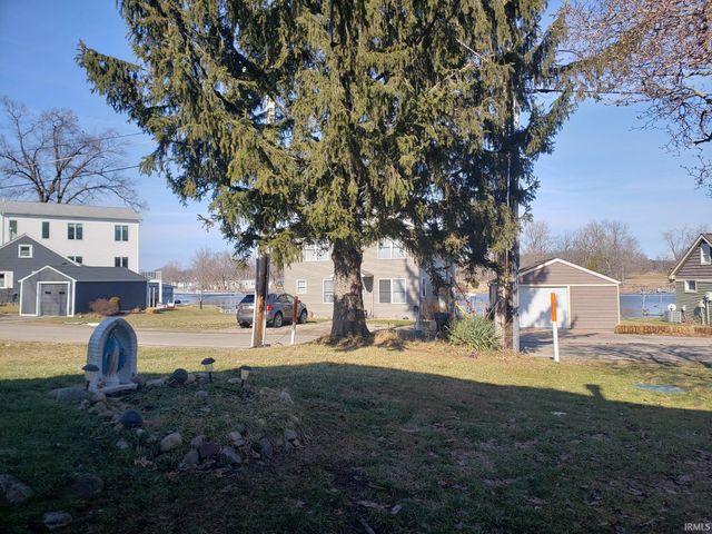 205 Ln 101 Jimmerson Lk, Angola, IN 46703