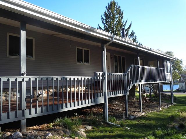 205 Ln 101 Jimmerson Lk, Angola, IN 46703