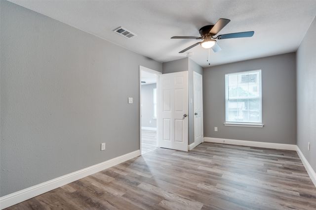 5006 Bartlett Avenue, Dallas, TX 75216