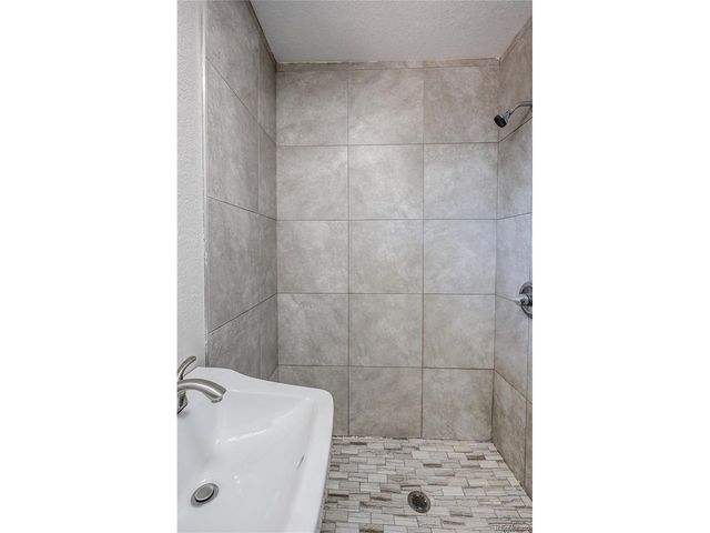 126 S 9th Ave, Brighton, CO 80601