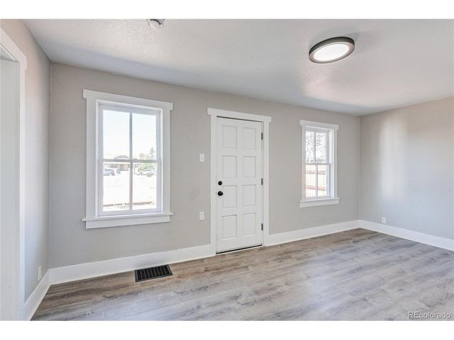 126 S 9th Ave, Brighton, CO 80601