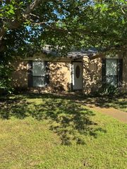 104 Greeting Gate Lane, Allen, TX 75002