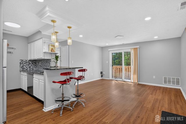 5208 Ravens Crest Drive, Plainsboro, NJ 08536
