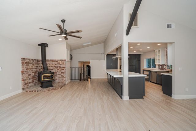 6990 Auburn Folsom Rd, Granite Bay, CA 95746