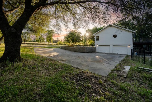 6990 Auburn Folsom Rd, Granite Bay, CA 95746