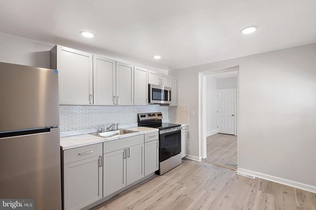 815 VANDEVER AVE, Wilmington, DE 19802