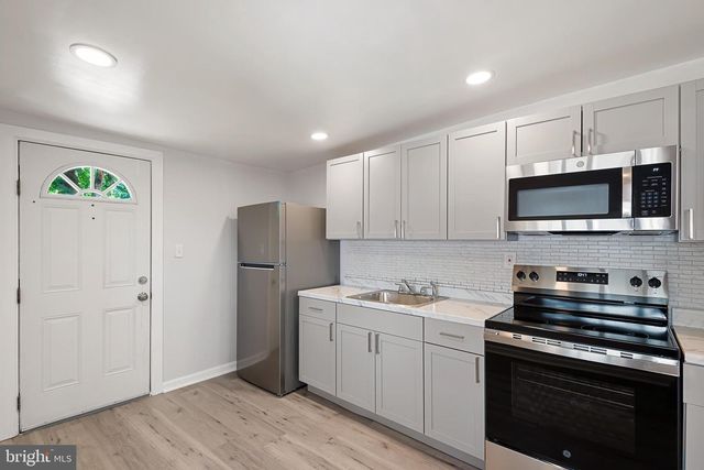 815 VANDEVER AVE, Wilmington, DE 19802