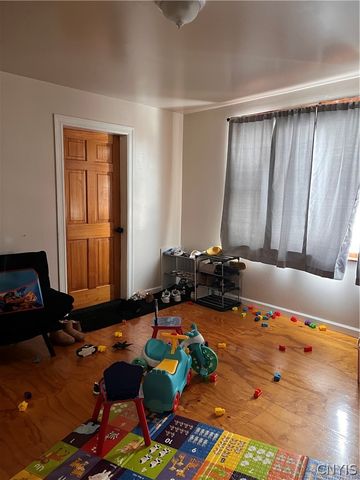 1131 Whitesboro Street, Utica, NY 13502