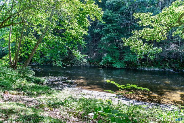 122 River Road, Washington, CT 06794