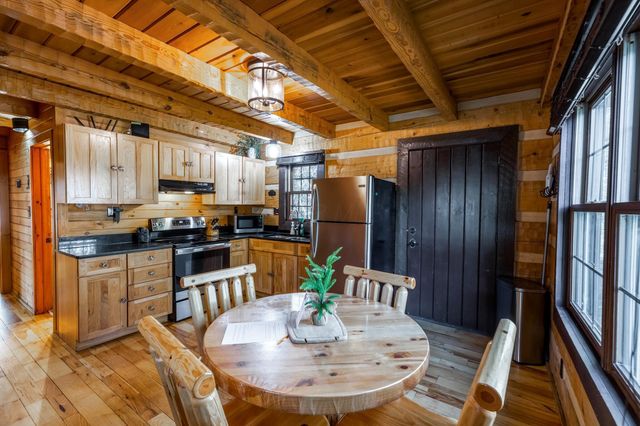 18591 Hockman Road, Rockbridge, OH 43149