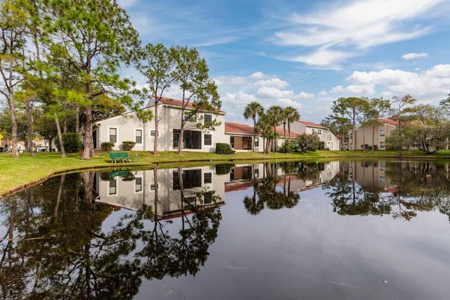 4774 PALERMO COURT NE 4774, St Petersburg, FL 33703